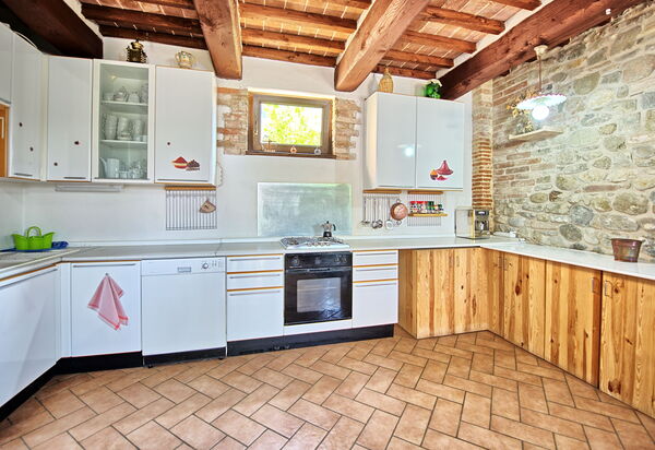 Casale Tiziano: Esszimmer, Küche