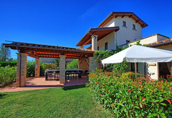 Casale Tiziano: Draussen, Garten, Haupteingang