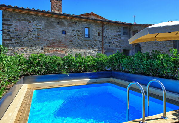 Casa La Fonte: Draussen, Schwimmbad