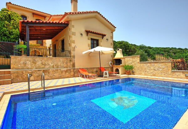 Villa Romantic Sevi: Schwimmbad