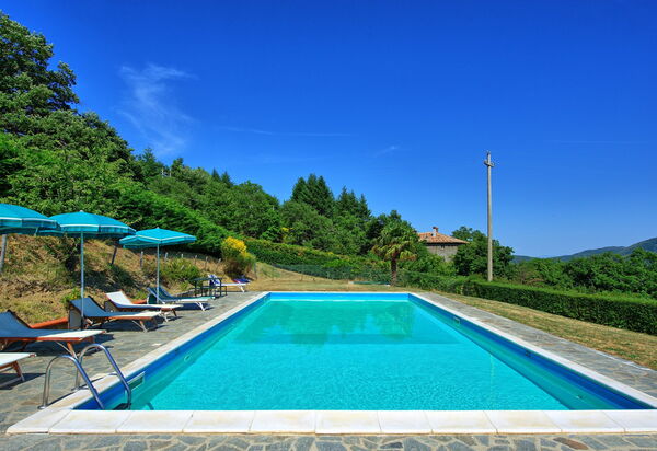 Borgo Veronica: Schwimmbad