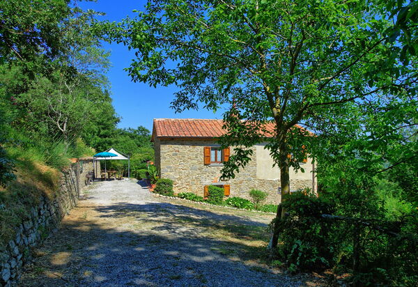 Borgo Veronica: Außen