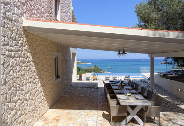 Beachfront Villa Seasun: Balcony / Terrace / Patio, Building Exterior, Outdoor