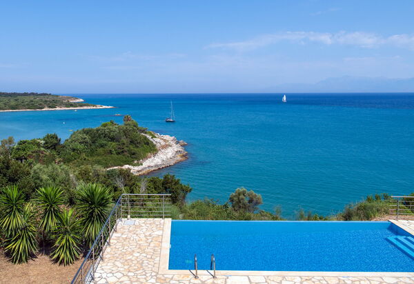 Beachfront Villa Seasun: bassin, Extérieur, Extérieurs, Vues