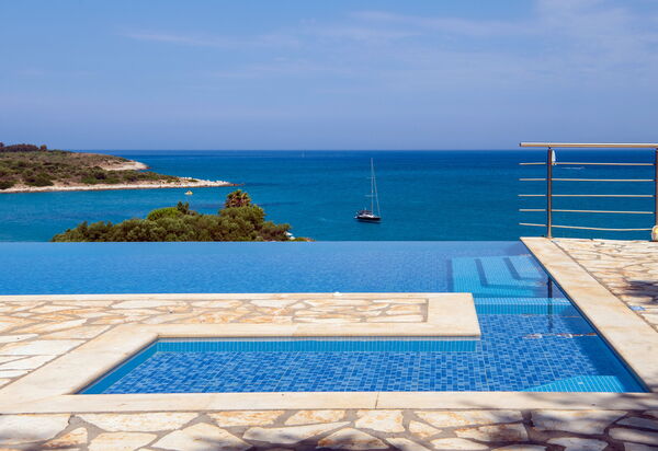 Beachfront Villa Seasun: Outdoor, Pool, Scenic View