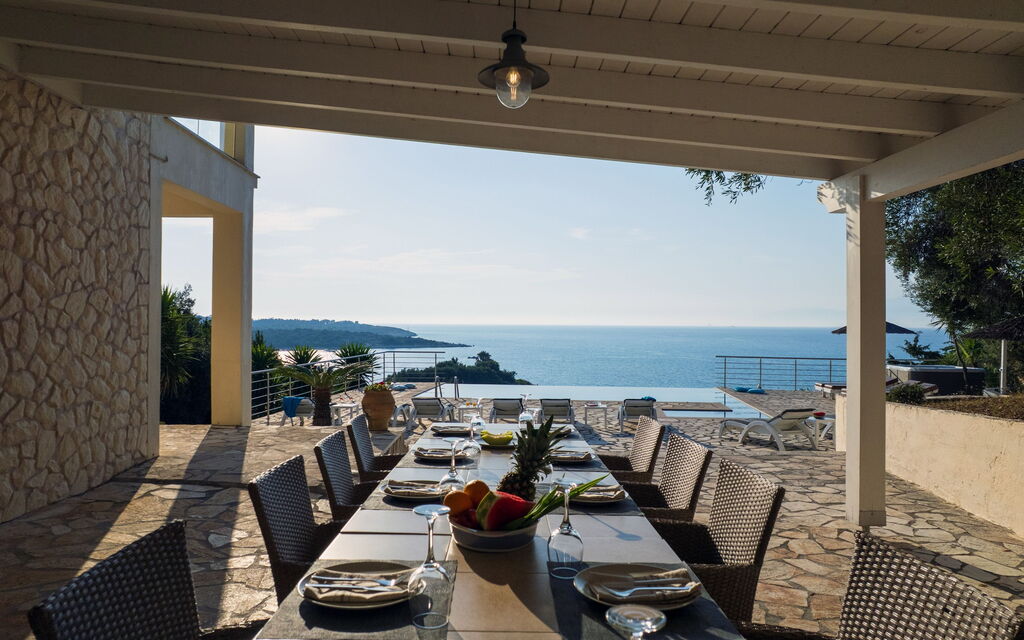 Beachfront Villa Seasun: Balcony / Terrace / Patio, Outdoor, Scenic View