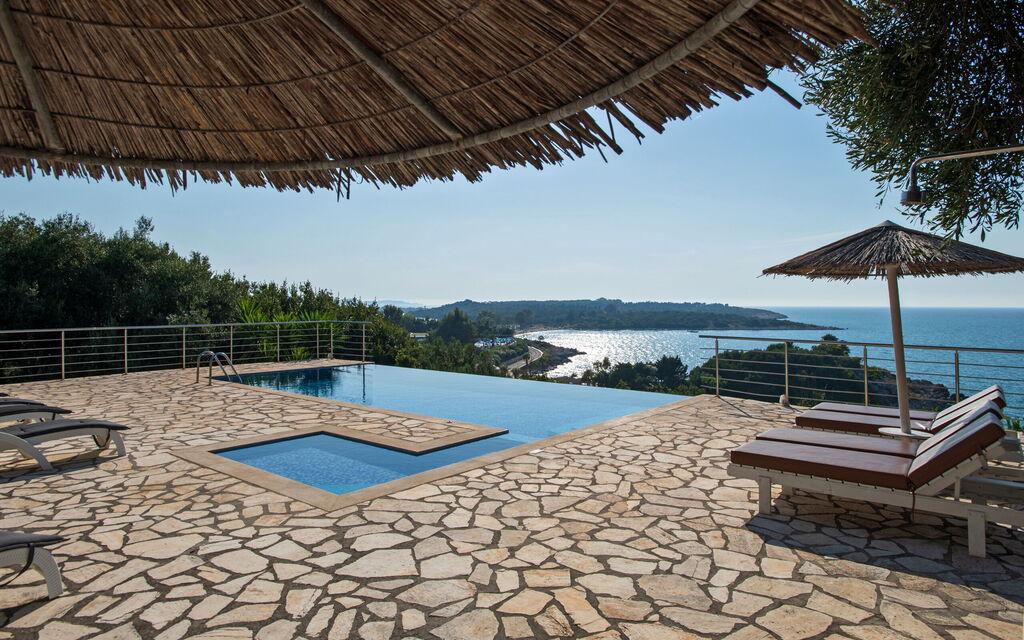 Beachfront Villa Seasun: Outdoor, Pool, Scenic View