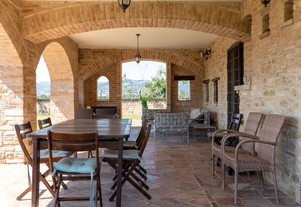 Villa Assisi: Balkon / Terrasse / Patio