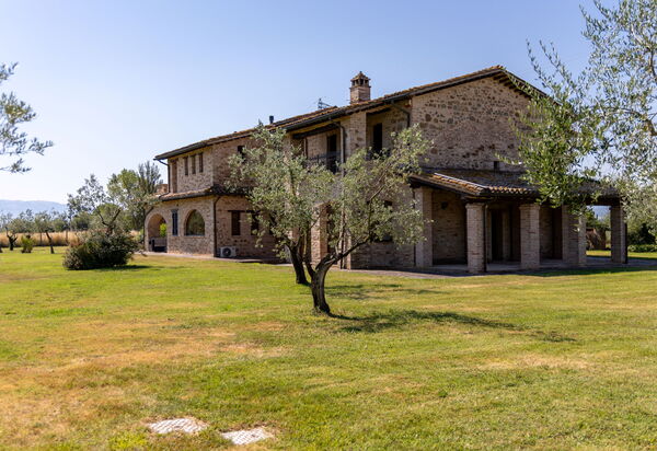 Villa Assisi: Außen, Draussen, Garten
