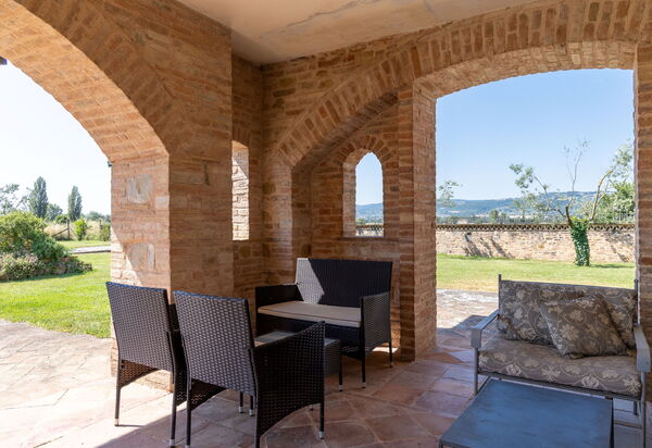 Villa Assisi: Balkon / Terrasse / Patio