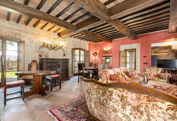 Villa Assisi: Wohnzimmer