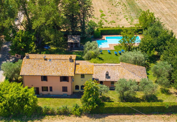 Villa Reale: Ansichten, Außen, Draussen, Garten, Schwimmbad