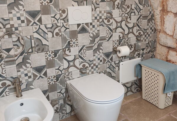 Trullo Santo Stefano: Bathroom