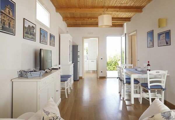 Villa Ariel: Esszimmer, Wohnzimmer