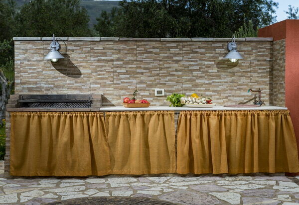 Villa Del Golfo: Buitenshuis