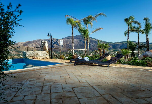 Villa Le Muse: бассейн