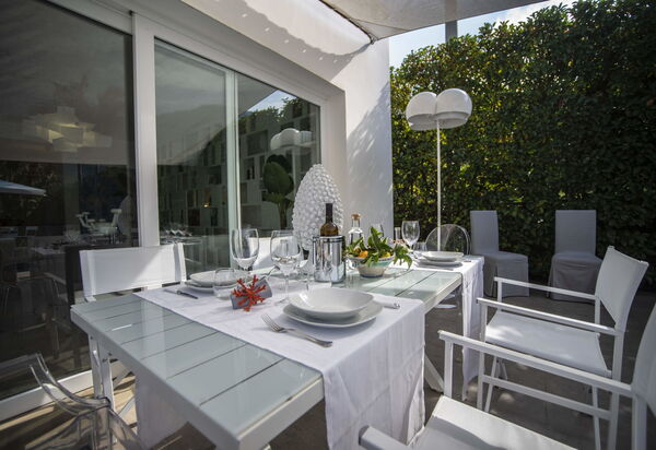 Villa Denari: Открытый