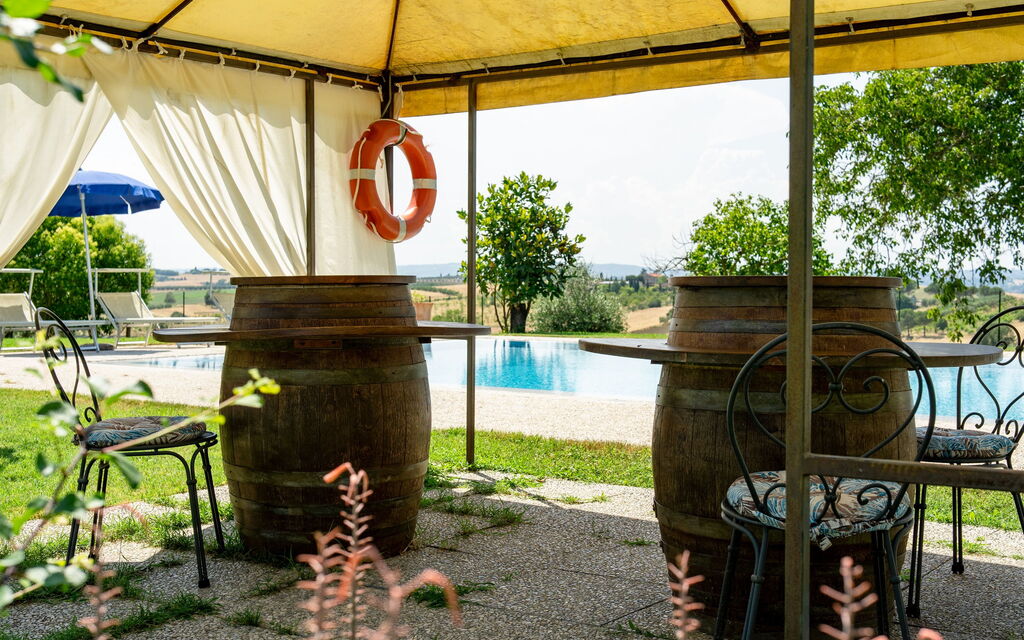 Casale Miro: Balcony / Terrace / Patio, Building Exterior, Outdoor, Pool