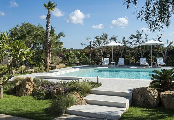 Villa Salinella: Garten, Schwimmbad