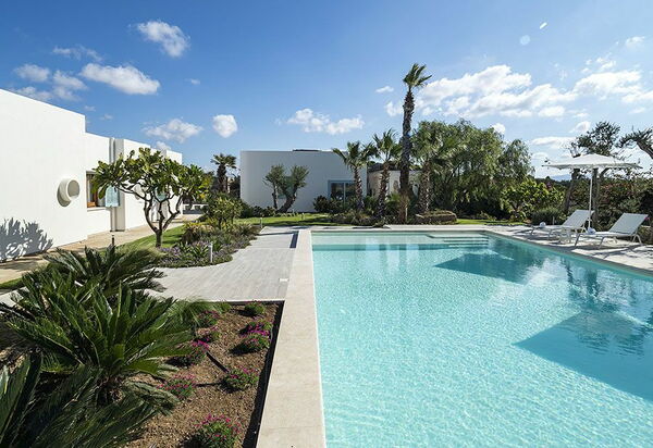 Villa Salinella: Schwimmbad