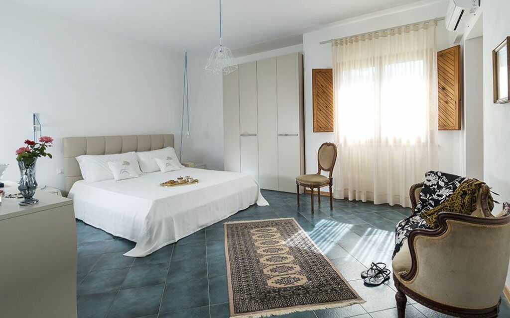 Villa Salinella: Camera da letto