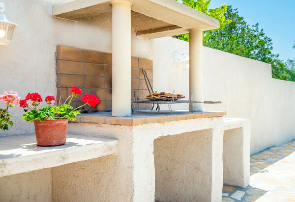 Beach Villa Joanna: Utomhus