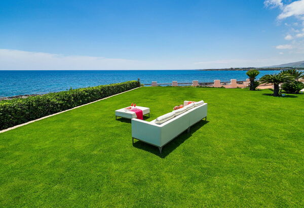 Blu Moon: Buitenshuis, Keer bekeken, Tuin