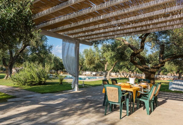 Villa Safiria: Draussen