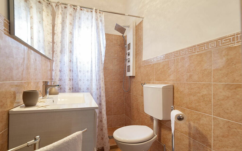 Villa Safiria: Bathroom