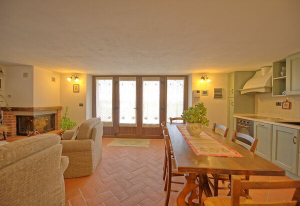 Villa Farneta: Frokostlokale, Køkken, Stue