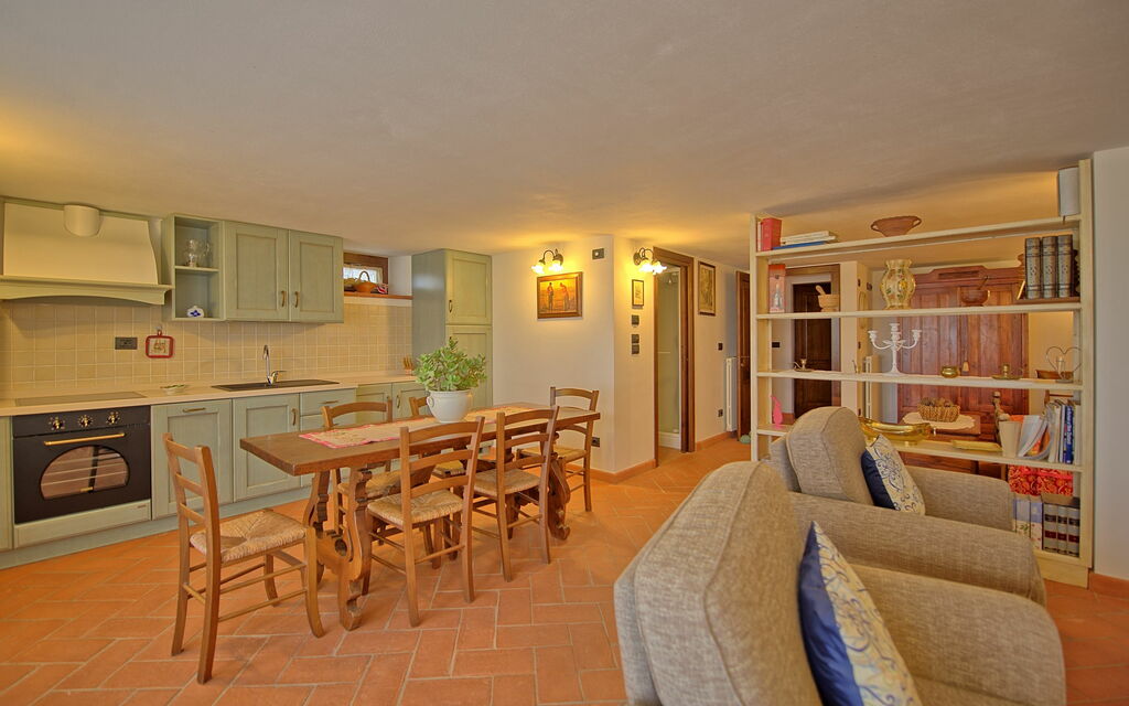 Villa Farneta: Cucina, Sala da pranzo, Soggiorno