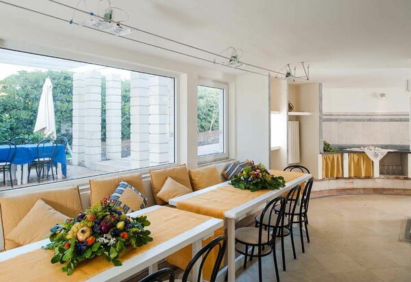 Villa Vendicari: Esszimmer
