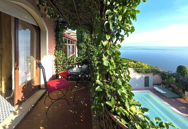 Villa La Boheme: bassin, Vues