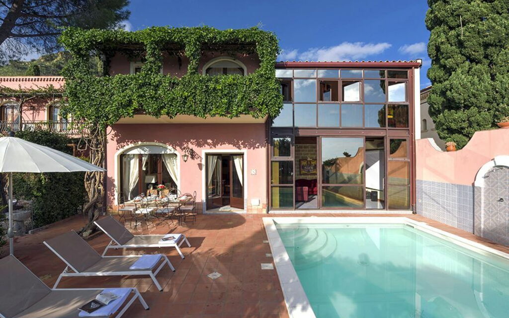 Villa La Boheme: Pool