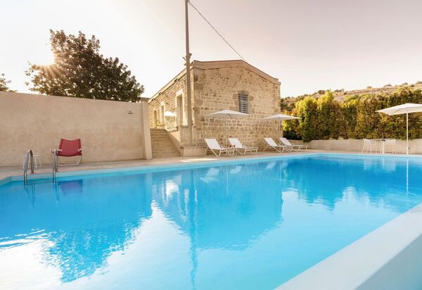 Villa Luna: Außen, Draussen, Schwimmbad