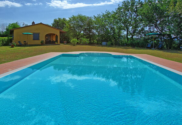 Casa Legoli: бассейн