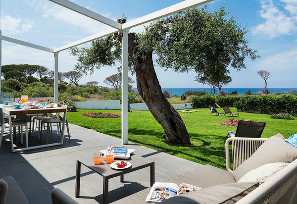 Villa Nettuno: Draussen, Garten