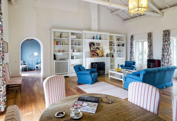 Villa La Capinera: Esszimmer, Wohnzimmer