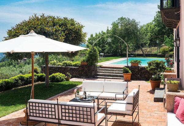 Villa La Capinera: Draussen