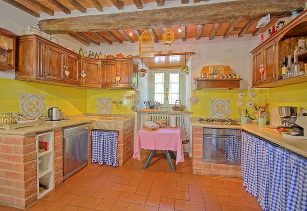 Casale San Martino: Esszimmer, Küche