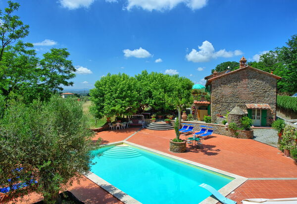 Casale San Martino: Draussen, Schwimmbad