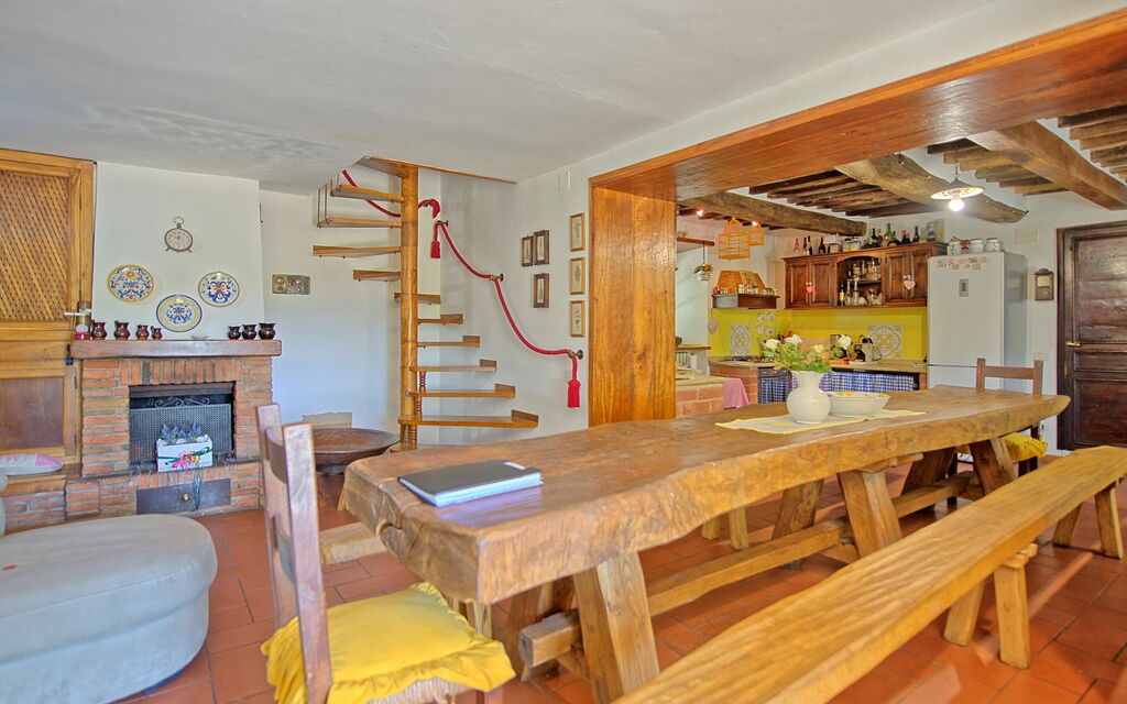 Casale San Martino: Dining Room, Kitchen, Living Room