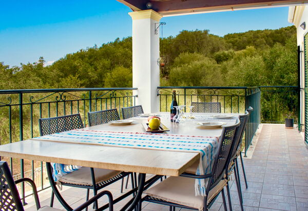 Villa Di Giovanni: Altan / terrasse / gårdhave, Udendørs