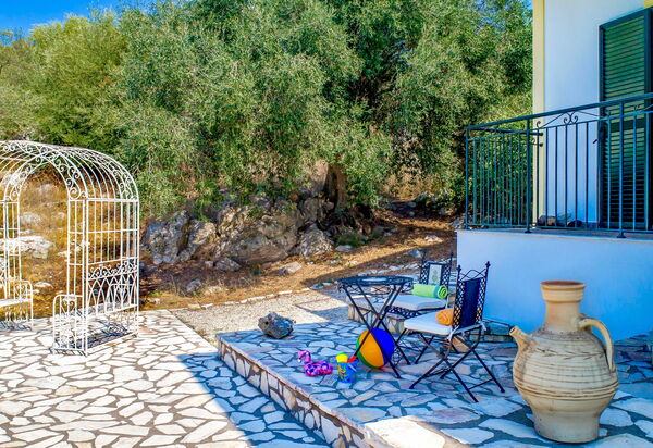 Villa Di Giovanni: Altan / terrasse / gårdhave, Udendørs