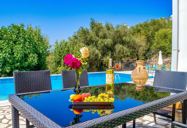 Villa Di Giovanni: Udendørs