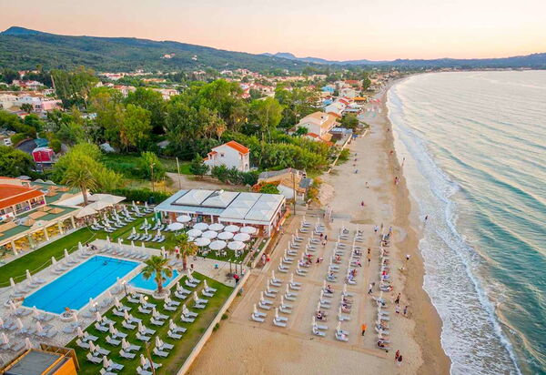 Acharavi Beach Villa: Amenities