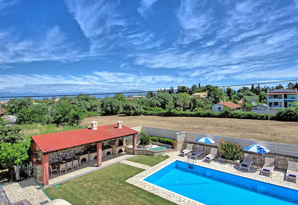 Acharavi Beach Villa: Outdoor