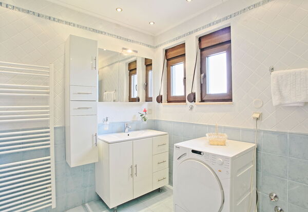 Acharavi Beach Villa: Bathroom