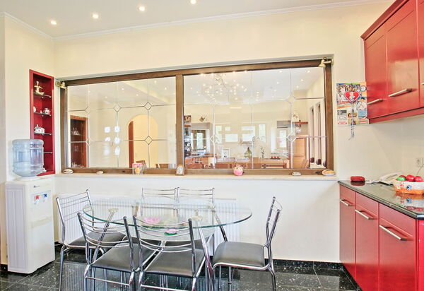 Acharavi Beach Villa: Dining Room