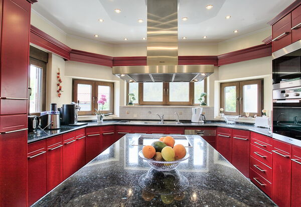 Acharavi Beach Villa: Kitchen